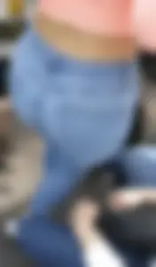 Thick ass right in front of my face