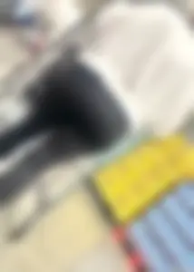 Must see bubble in leggings at Costco (OC/Close up/Gif)