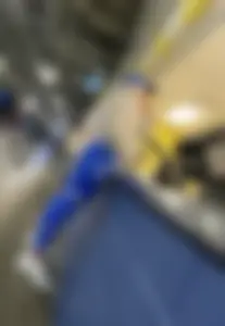 10/10 Platinum Blonde in Blue Leggings at game