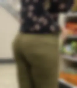 Huge Ass PAWG at Target [OC]
