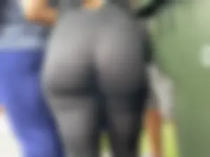 Sexy Mature Fit Thick Latin MILF Round Pear Bubble Butt
