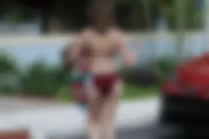 Candid Florida beach and bikini girls