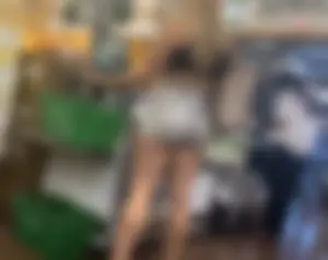 Blonde with fantastic ass and thighs in grey shorts (OC)