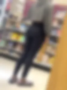 Amazing bubble butt college girl