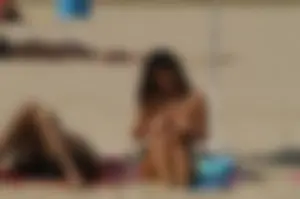 Sexy mature girls on Vilanova topless beach