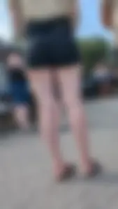 Tall brunette in short black jean. oc