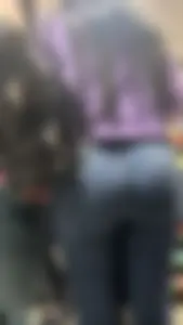 Big tight cheeks latina (OC)