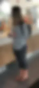 Blondie with a tight bubble butt in leggings (OC)