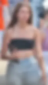 Boob tube hottie