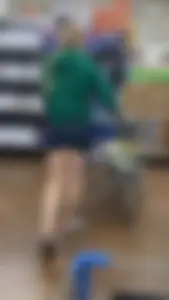 PAWG eating up shorts. VPL