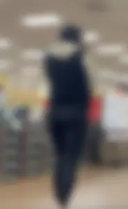 Petite Latina with fit ass in leggings