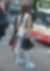 Sexy Italian girls ass in tight patterned leggings
