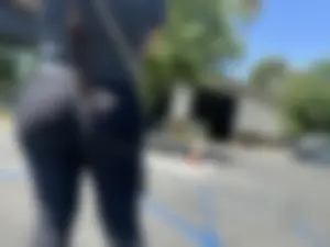 Latina in leggings (OC)