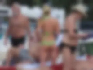 Bikini girls