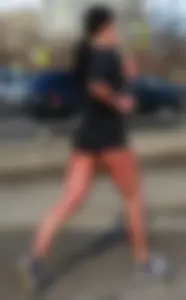 Sexy Lakefornt Marathon runner
