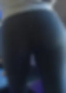 Thick milf ass in tight leggings