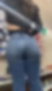 Big Juicy Booty Latina In Jeans (Not Oc)