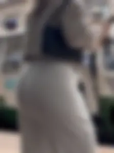 Leggings ladies at the airport