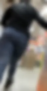 Girl fills her jeans at HD