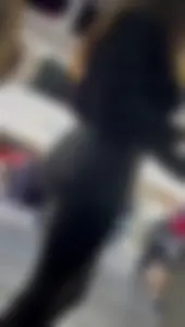 Amazing mexican girl with bubble butt in leather pants