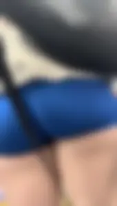 Stunning cheeked up gym girl shopping in blue shorts (OC)