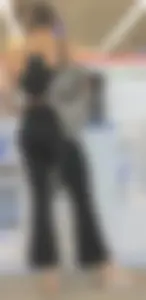 Latina VTL in flare leggings