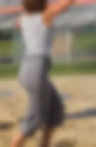 NOT OC. Fit MILF with nice ass & great VPL playing volleyball