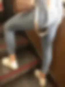 Awesome Booty and Long Legs on the Escalator Creepshots