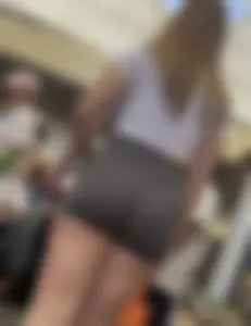 Tall blonde hottie showing off her vpl (OC)
