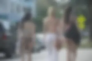 Candid Florida babes at Deerfield Beach in the winter