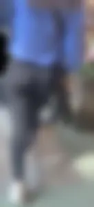 Girl with fit bubble booty in leggings going up elevator