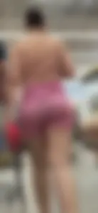 Latina milf with very jiggily&juicy butt cheeks