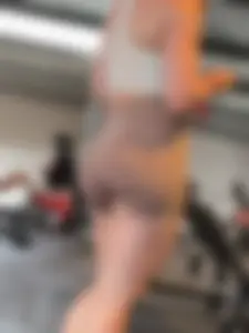 PAWG Baddie Blonde Best Ass In Gym (Not OC)