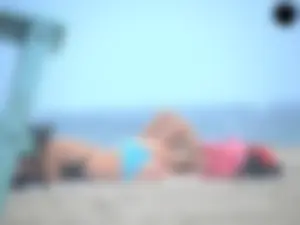 Lesbian finger bang on the sands of Venice Beach CA