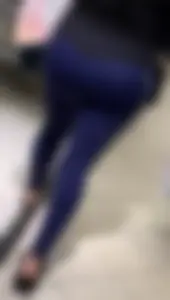 Perfect huge l@tina ass in workout pants