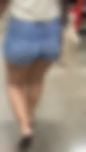 Two different Latinas in jeans (OC)
