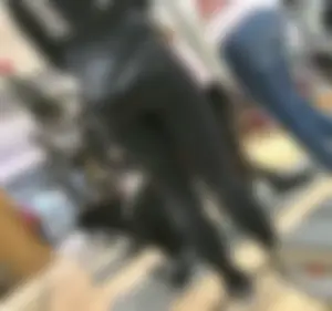 Candid Ass and Legs in Black Yoga Pants at the Gym