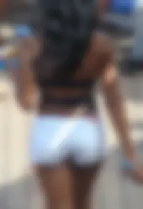 Bikini girls