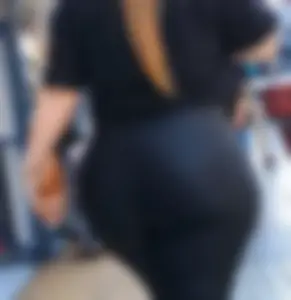 #3 - Milf Black Leggings [Thick, Huge ass, Latin (prob), Pawg?]