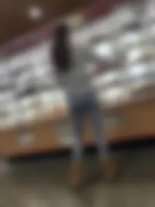 PERFECT white college girl in leggings