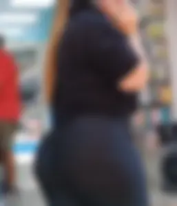 #3 - Milf Black Leggings [Thick, Huge ass, Latin (prob), Pawg?]