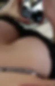 (OC) Latina with amazing tits and booty