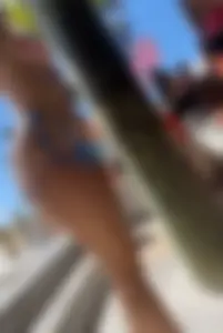 Blonde Barbie Pawg in American flag bikini