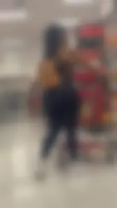 Ebony so thick!