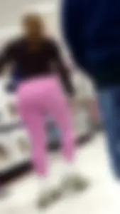 Target MILF in Pink Leggings