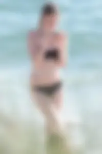 Bikini girls