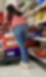 Perky Brunette in tight Jeans