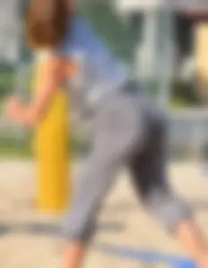 NOT OC. Fit MILF with nice ass & great VPL playing volleyball