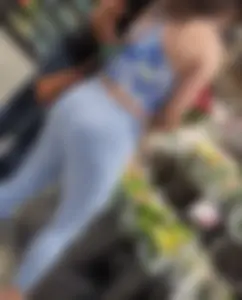Light blue leggings and matching sandals
