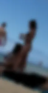 Babe bending over 🏝️